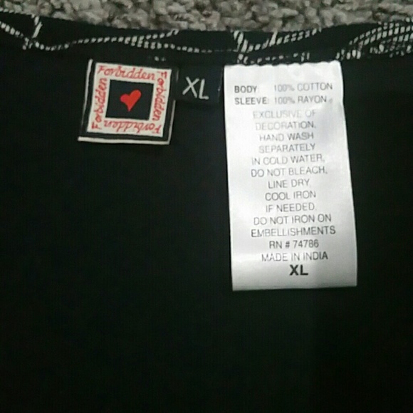 CLEARANCE /Make an offer! Rhinestone beaded Flower Top sz XL - Picture 5 of 5